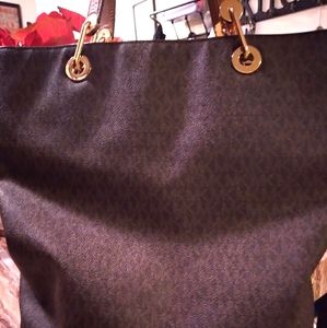 Michael Kors Tote purse